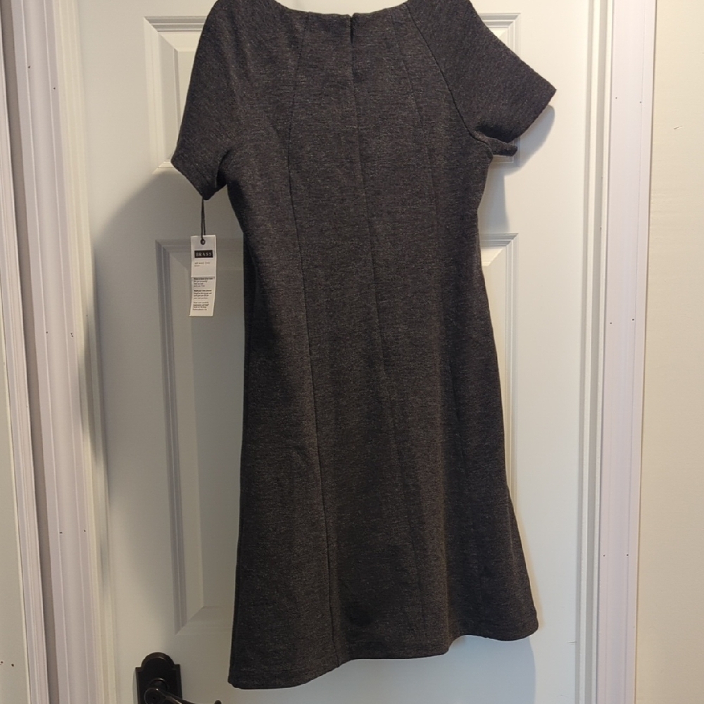 Elegant Gray Women's Dress - Picture 2 of 9
